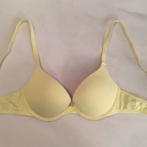 PINK Victoria’s Secret Push Up Bra